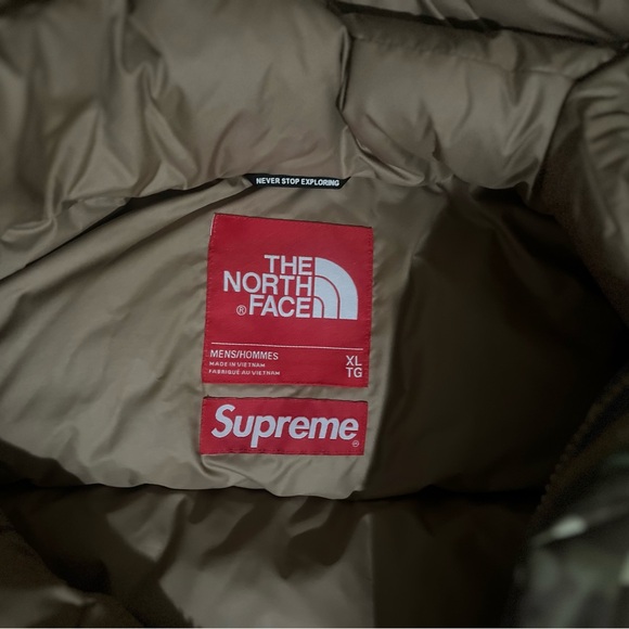 Northface X Supreme Camo Puffer Jacket XL - Picture 7 of 7
